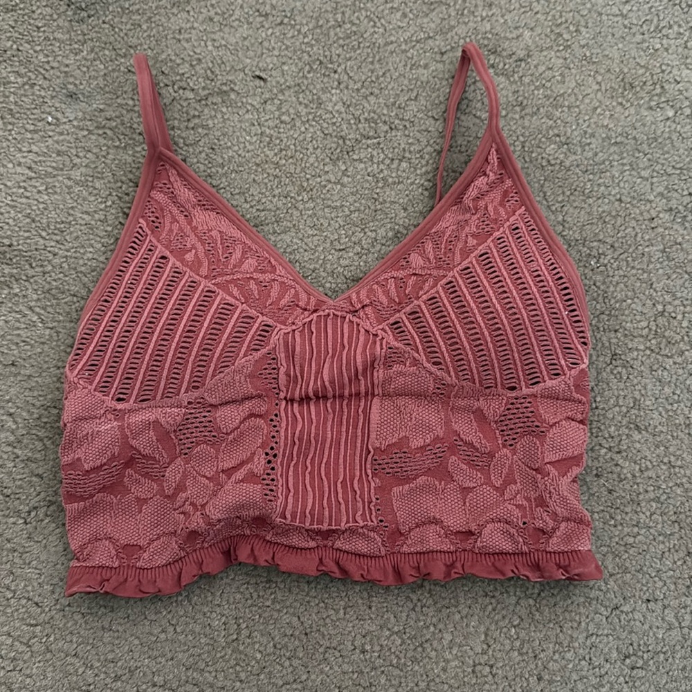 Reddish/ pink crop top
